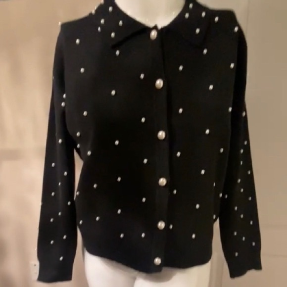 Sioni Classic pearls and Black Knitwear - Picture 3 of 8